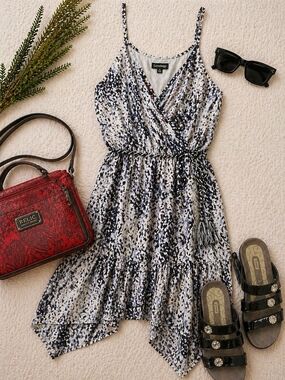 Luxology Black White Print Midi Dress Size M